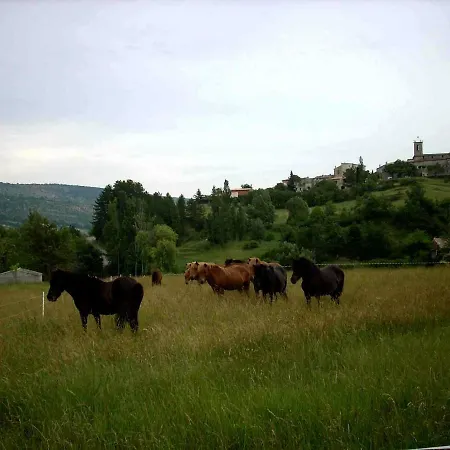 Gite Provence Luberon -Paca- Acces Pmr-Ancv Revest-des-Brousses Extérieur photo